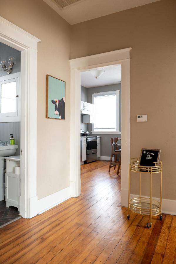 Updated 3 Bedroom Unit With Balcony! Cape Girardeau Kültér fotó