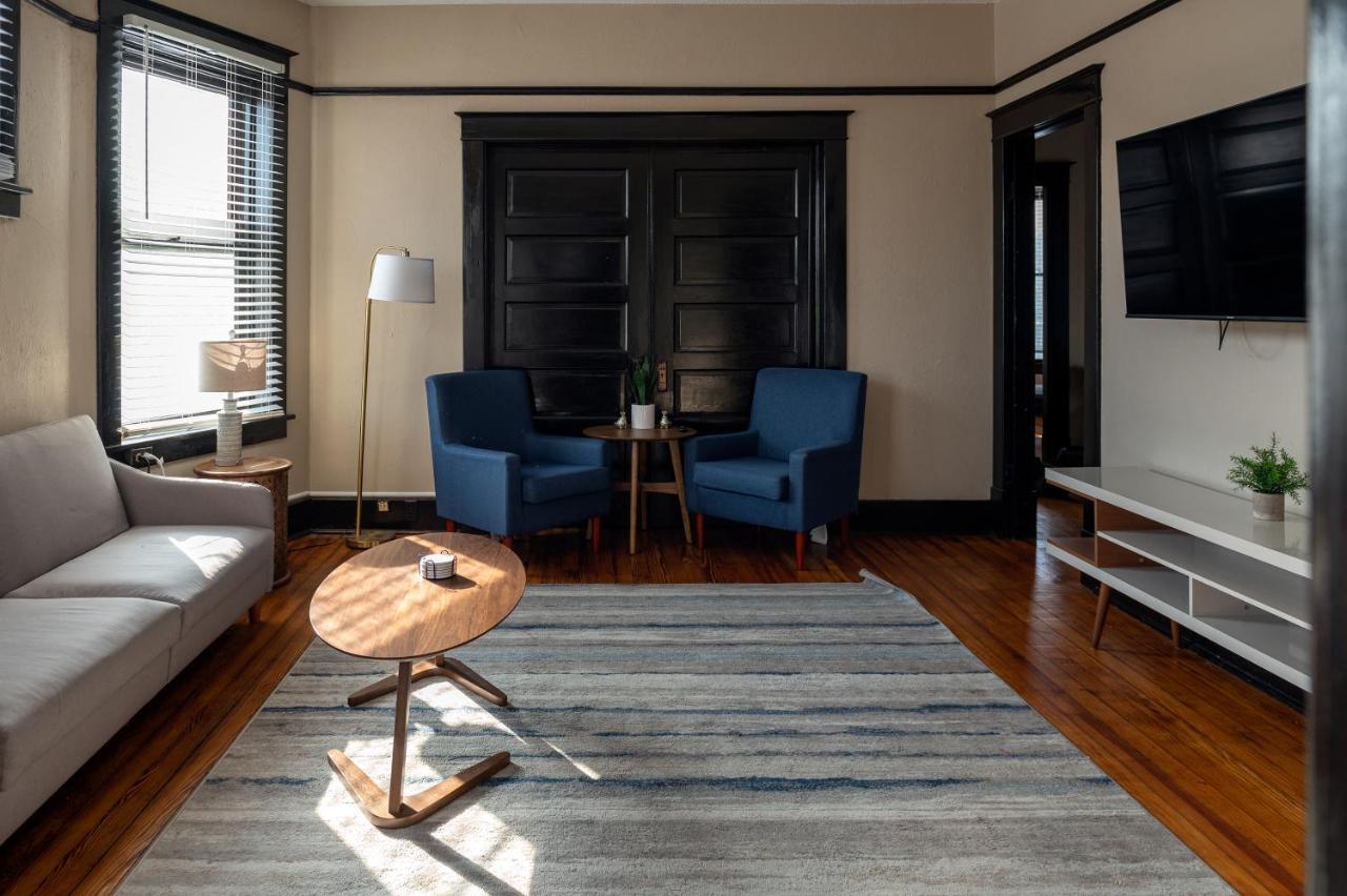 Updated 3 Bedroom Unit With Balcony! Cape Girardeau Kültér fotó
