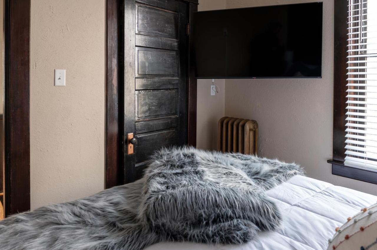 Updated 3 Bedroom Unit With Balcony! Cape Girardeau Kültér fotó