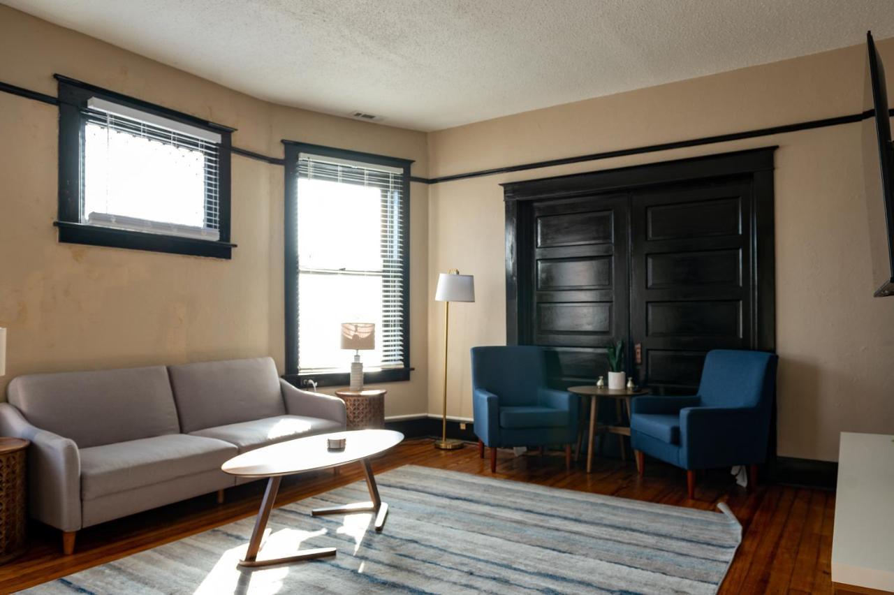 Updated 3 Bedroom Unit With Balcony! Cape Girardeau Kültér fotó