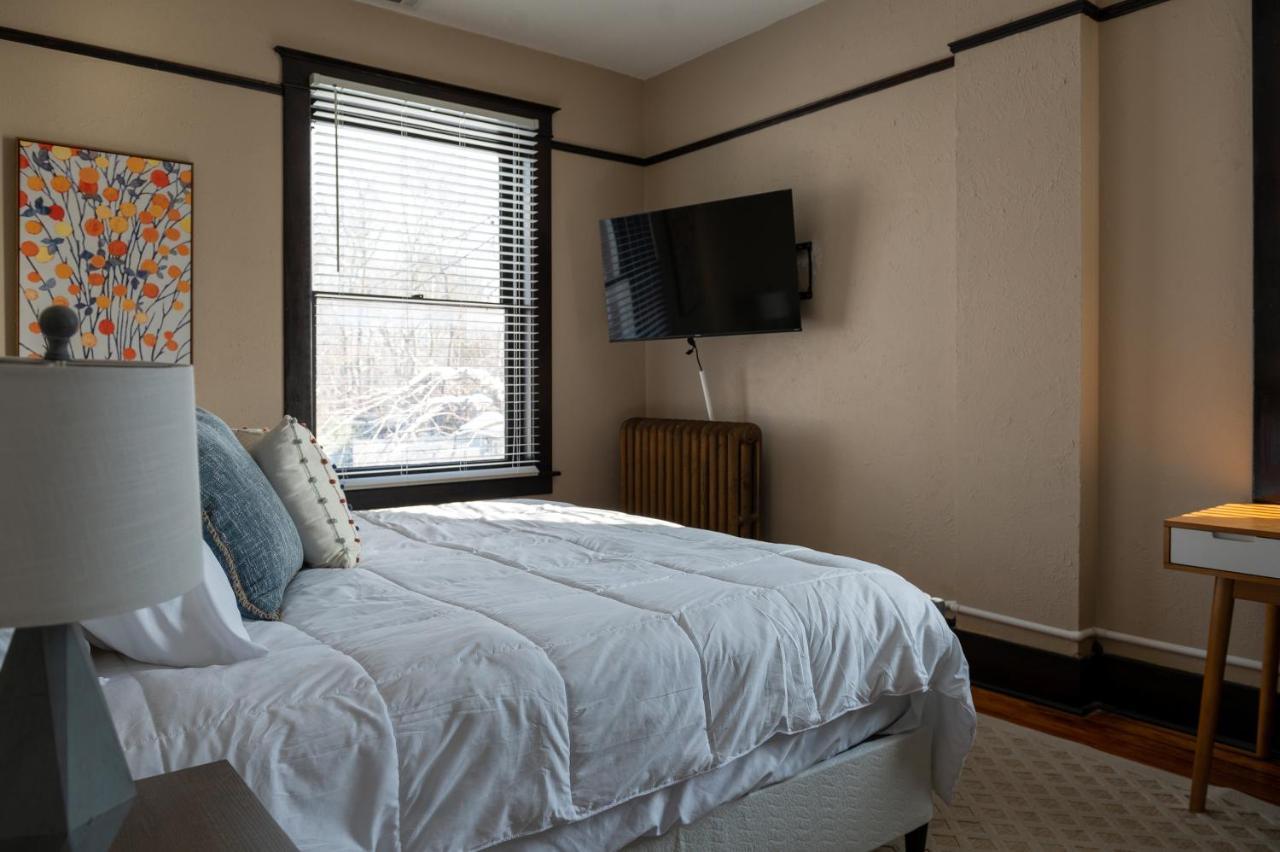 Updated 3 Bedroom Unit With Balcony! Cape Girardeau Kültér fotó